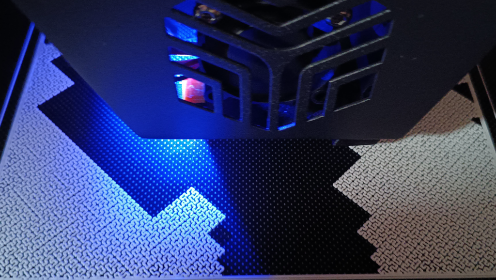 3D tisk s úvodní vrstvou typu Hilbertova křivka